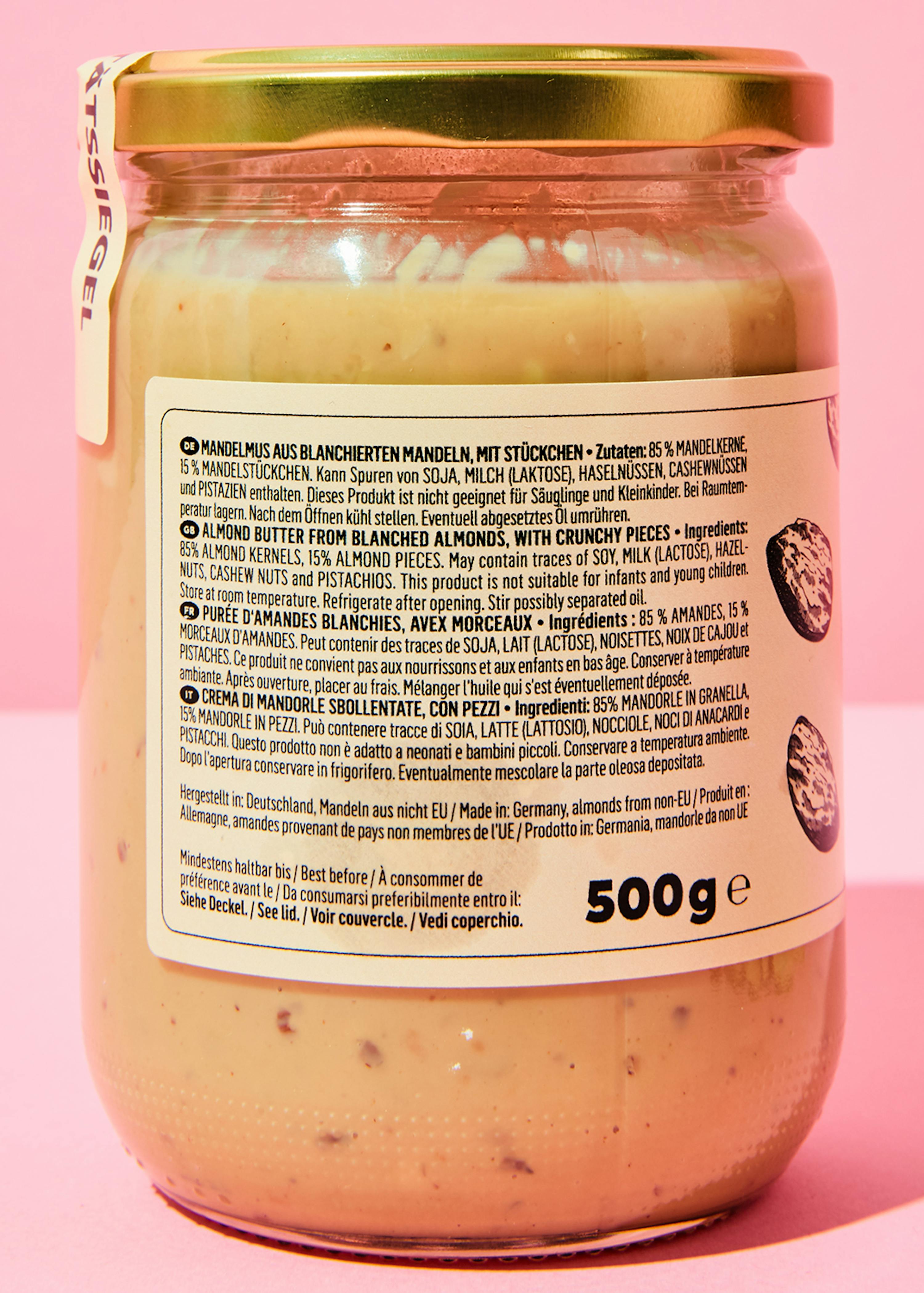 l' arrière d' un pot de beurre d' amandes blanches 500g