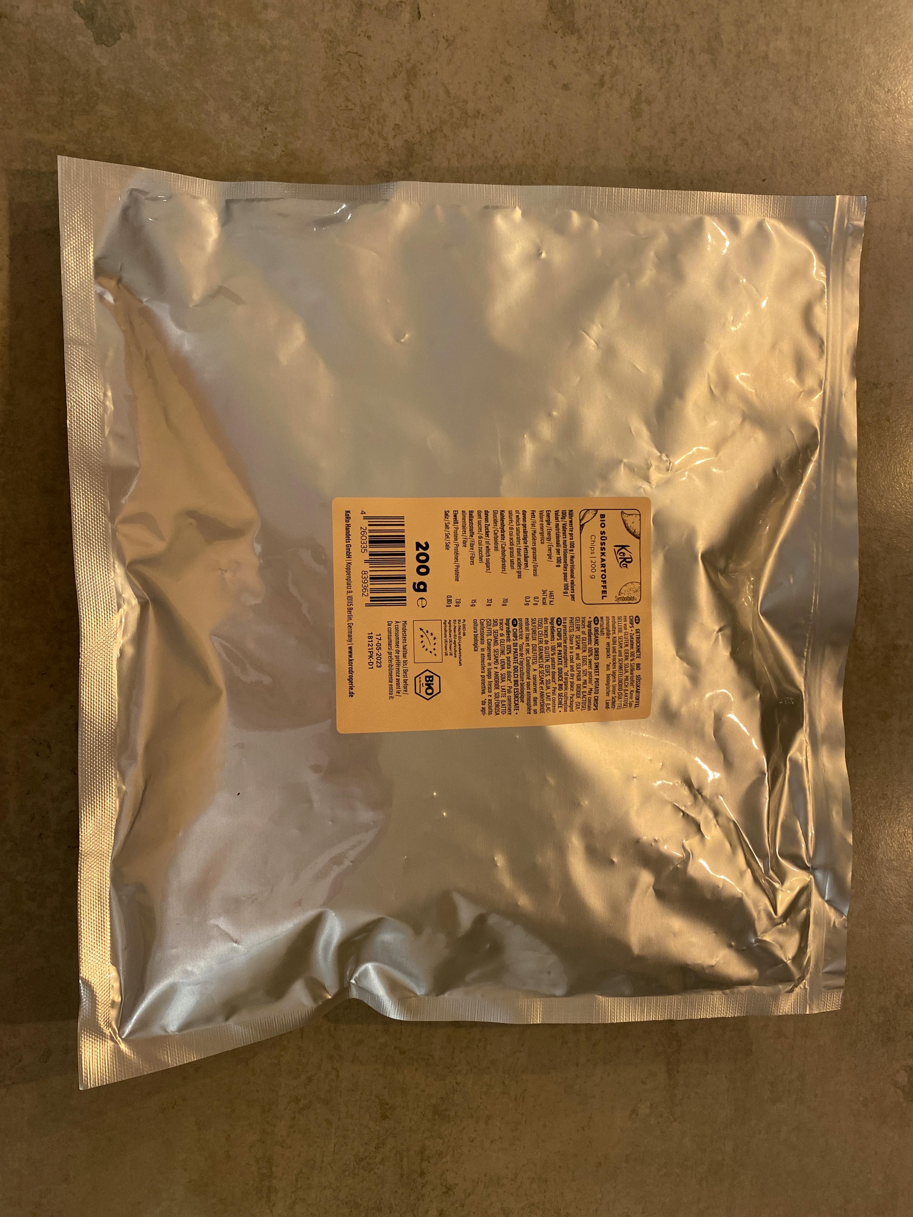 a bag of food that says 200g on it