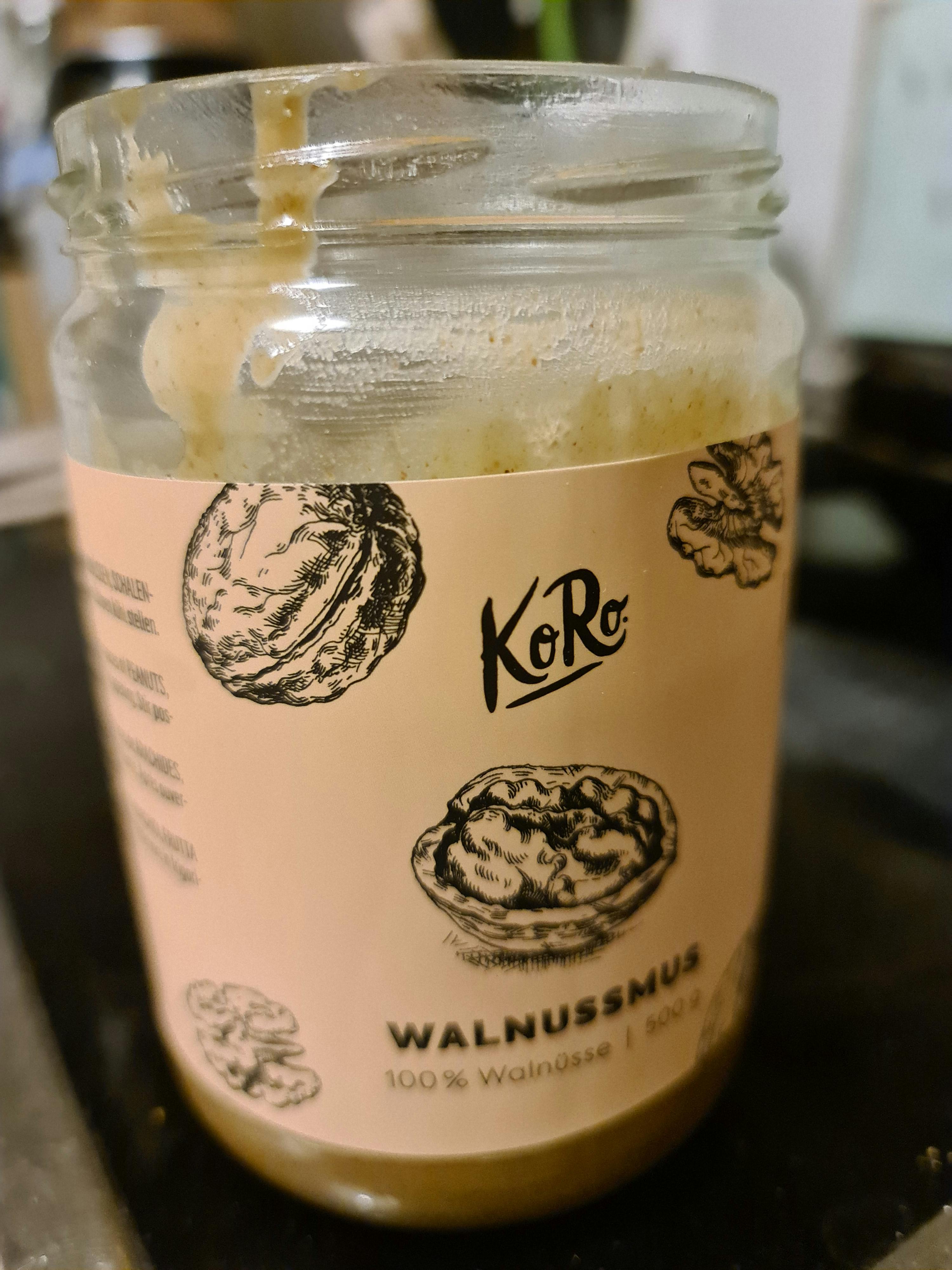 a jar with a label that says walnutmus