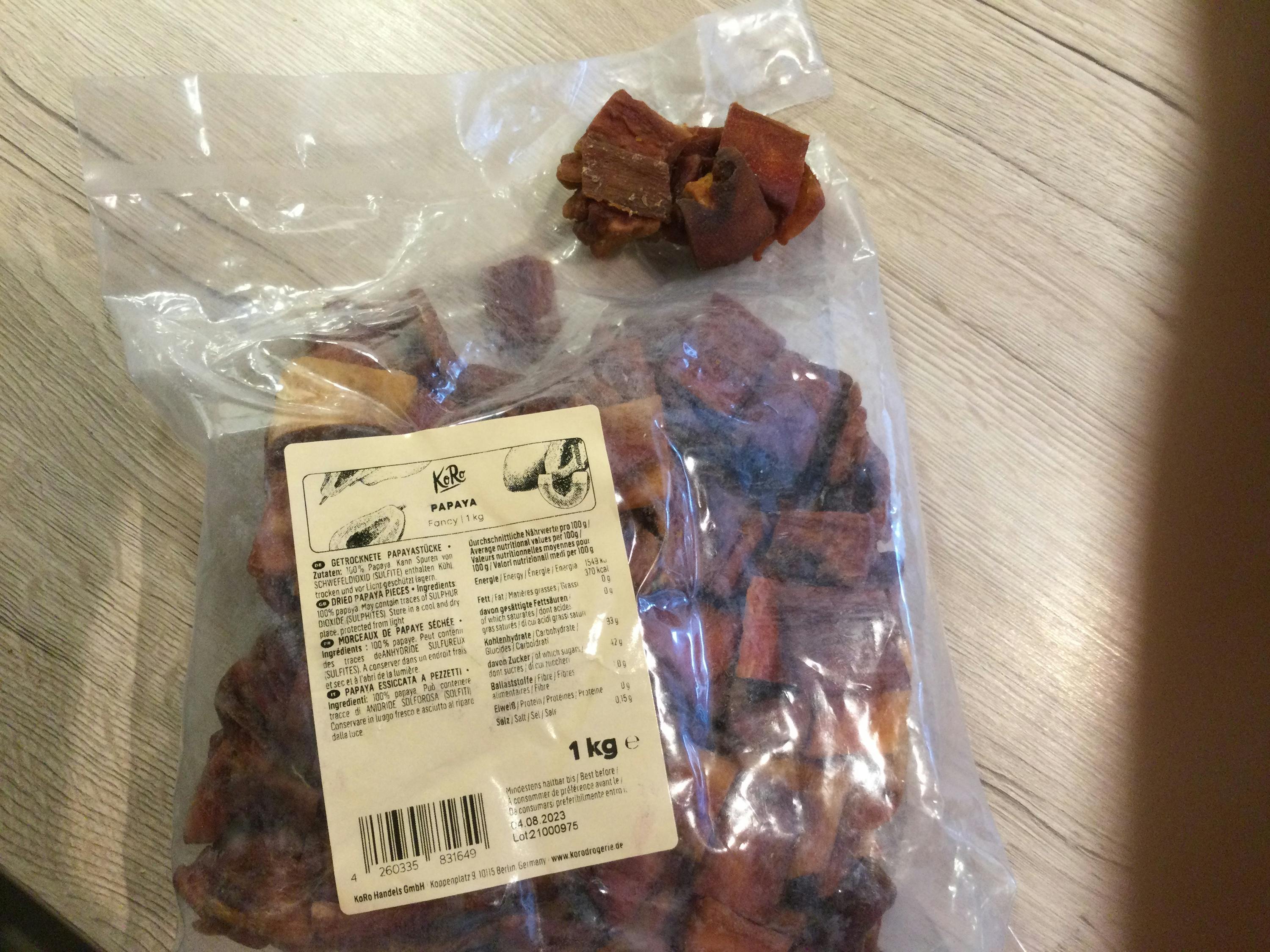 eine Plastiktüte mit einem Gewicht von 1 kg