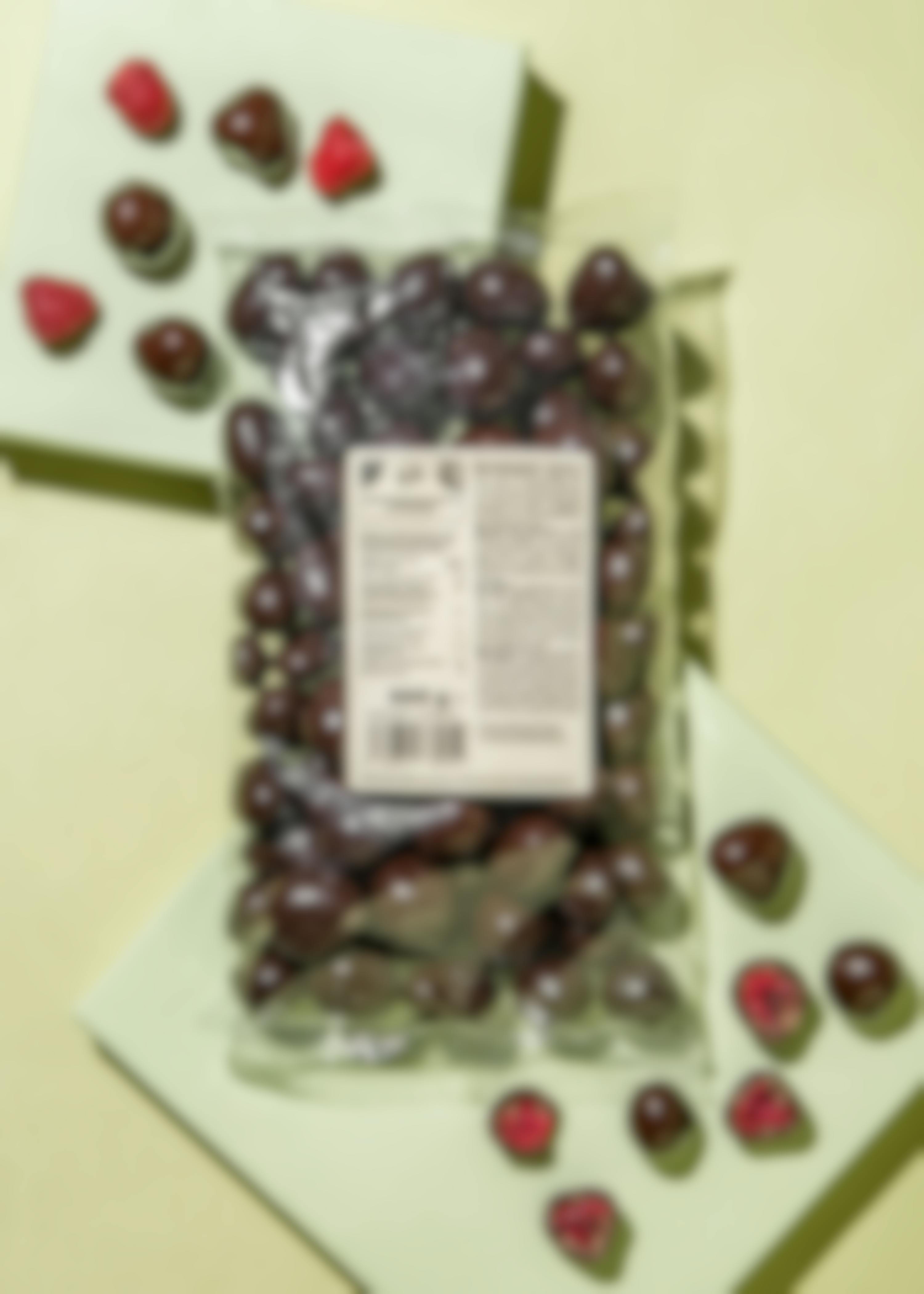 Skinny dipped freeze-dried raspberries covered in dark chocolate 500g