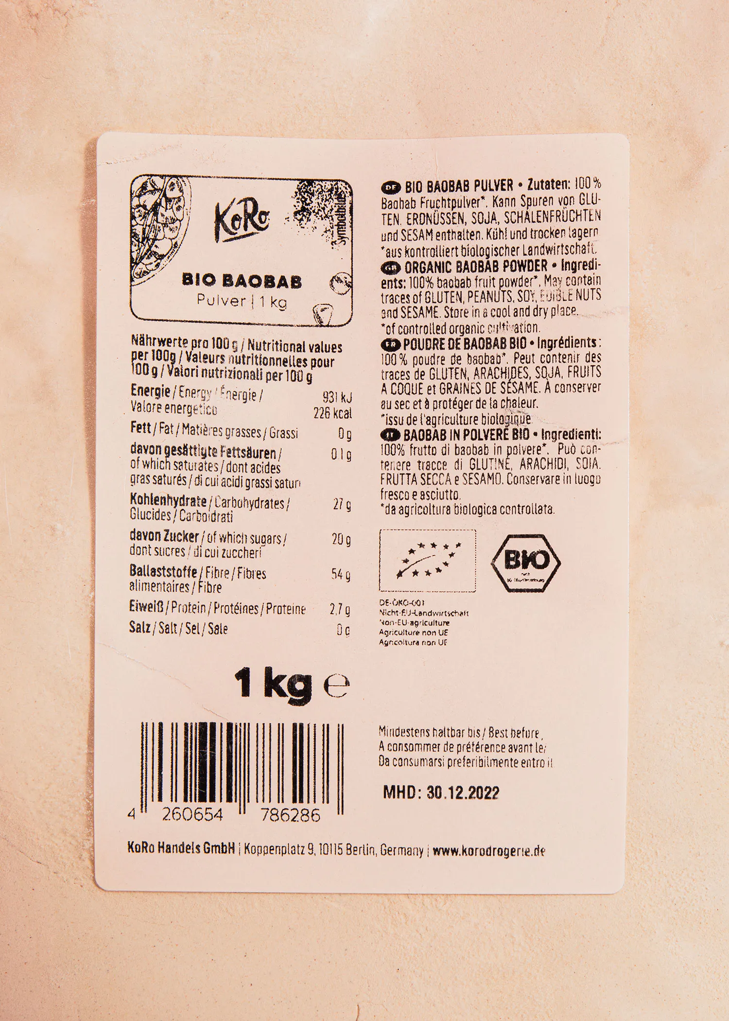 l' étiquette d' un kilogramme de poudre de baobab bio