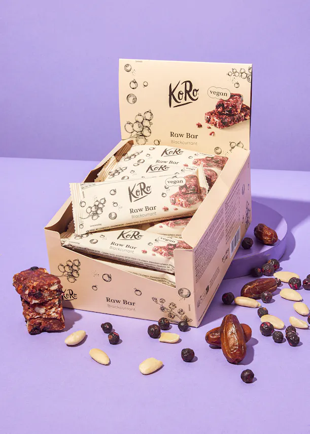 eine Schachtel raw-Bars auf einem Tisch