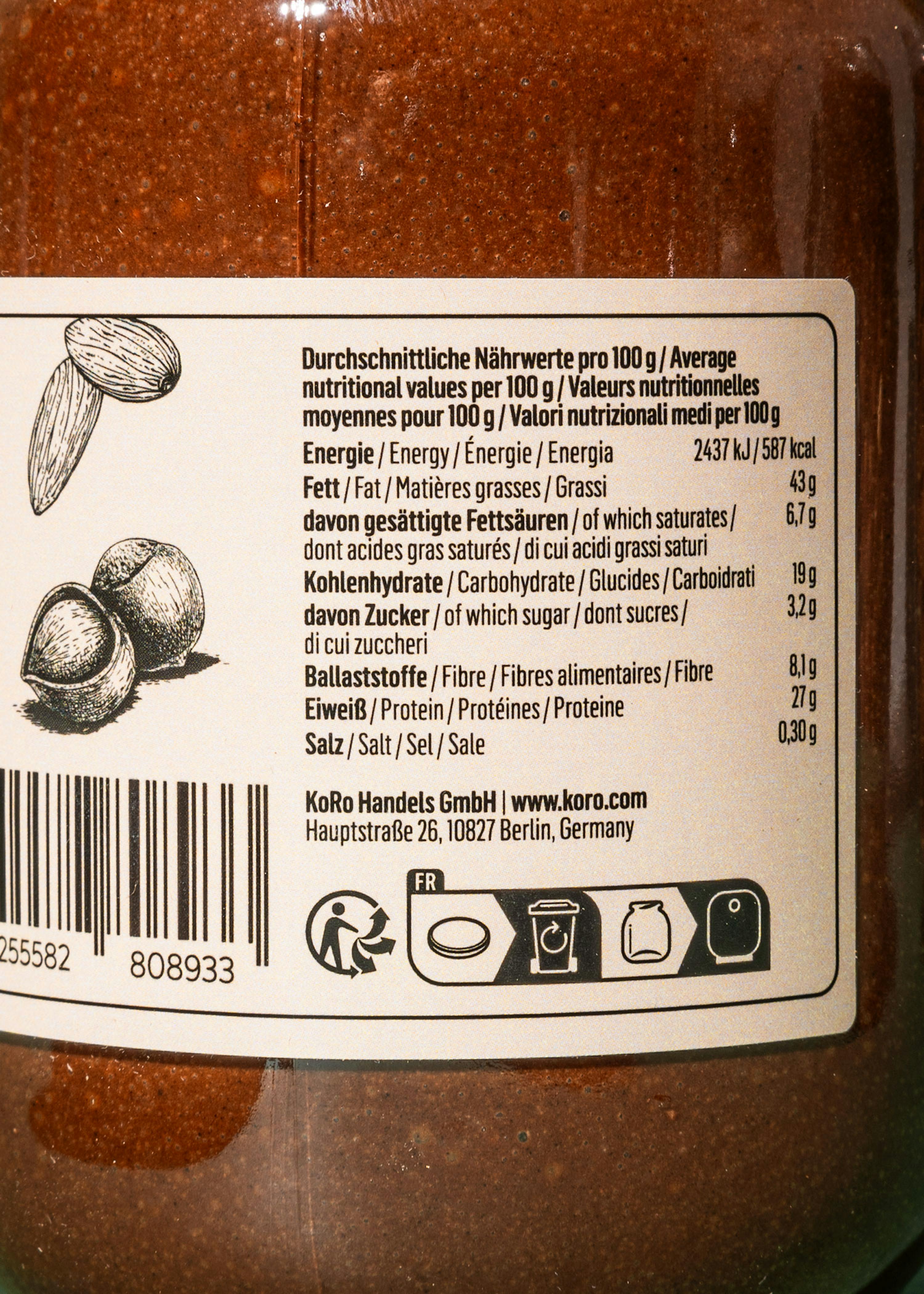 the back of a jar of food shows the nutritional values