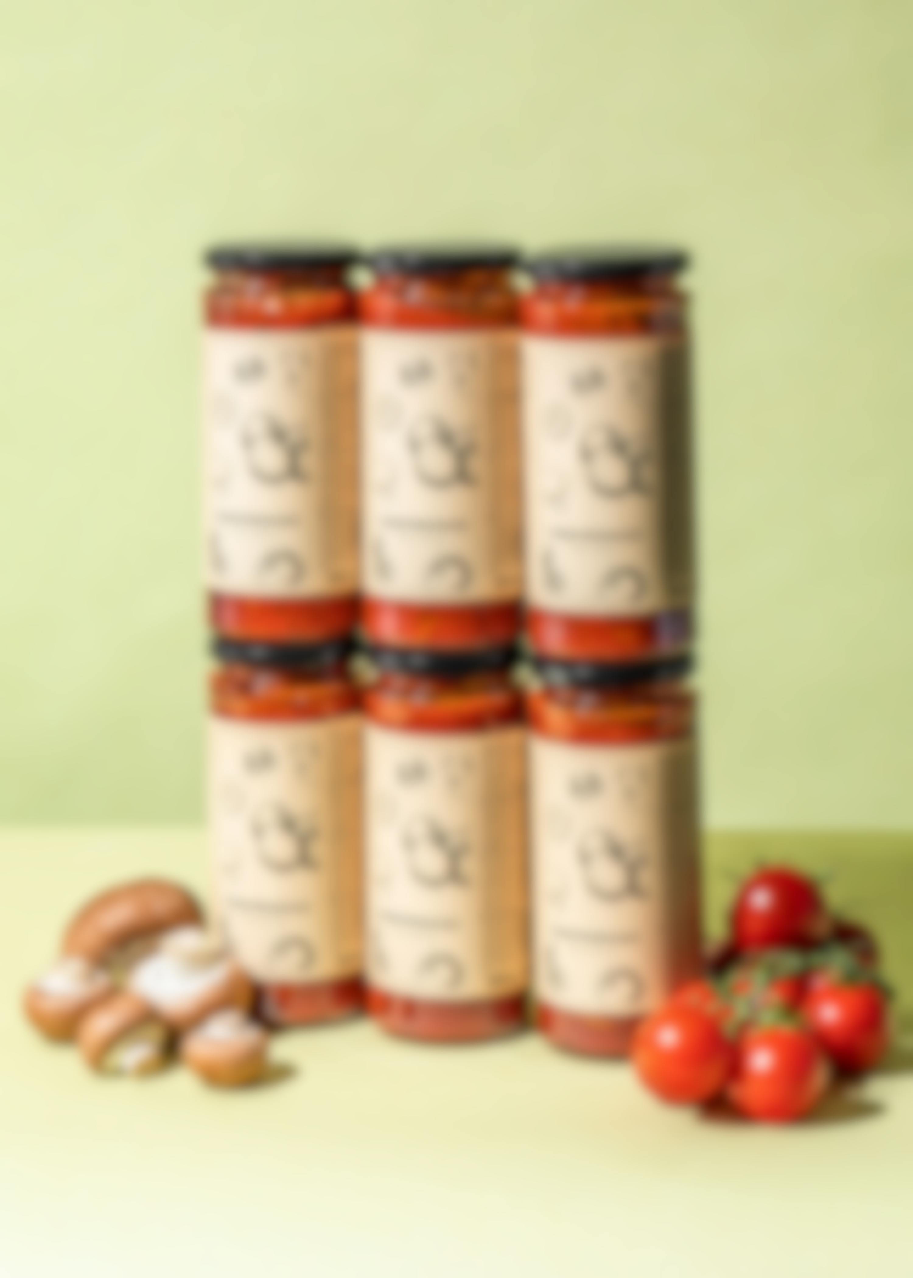 Tomato sauce with mushrooms 6 x 530g