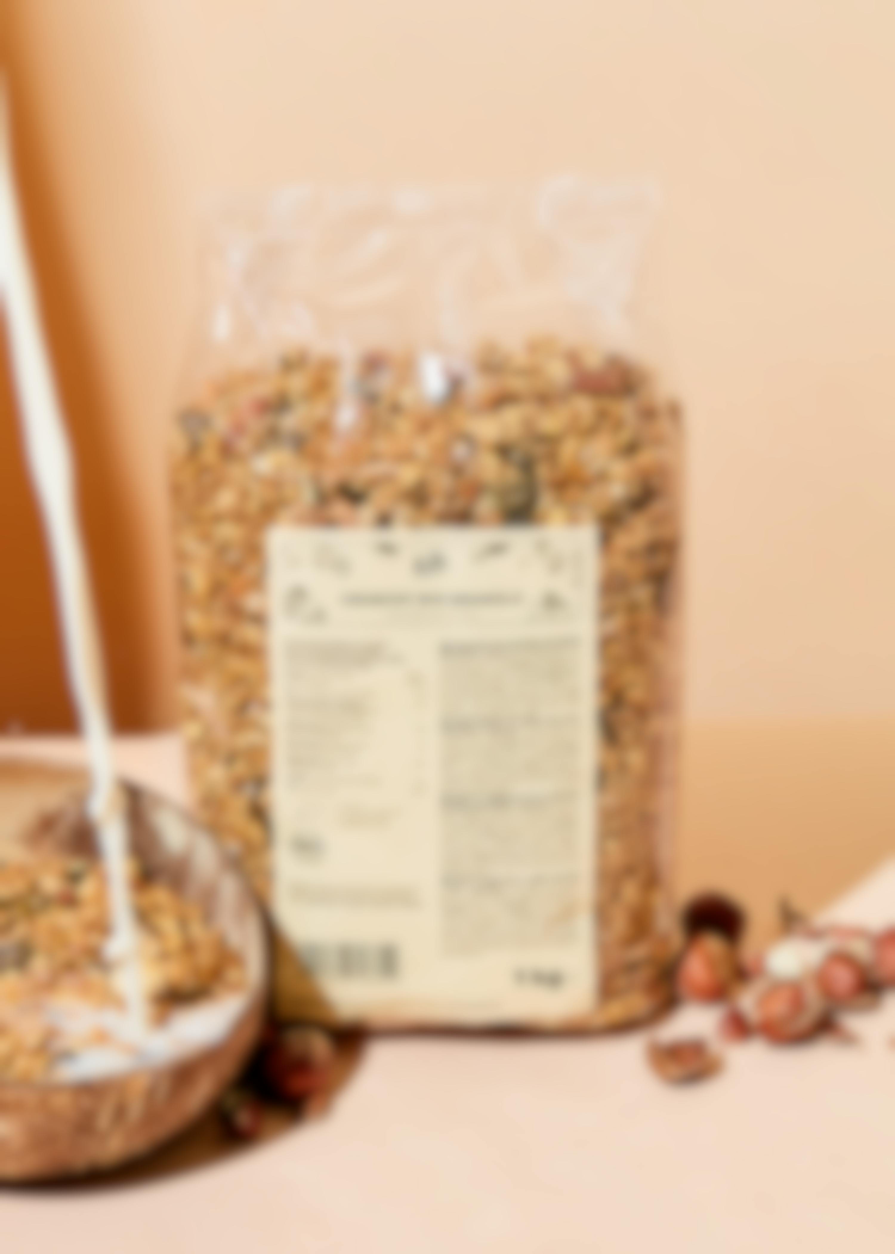 Organic crunchy granola with nuts 1kg