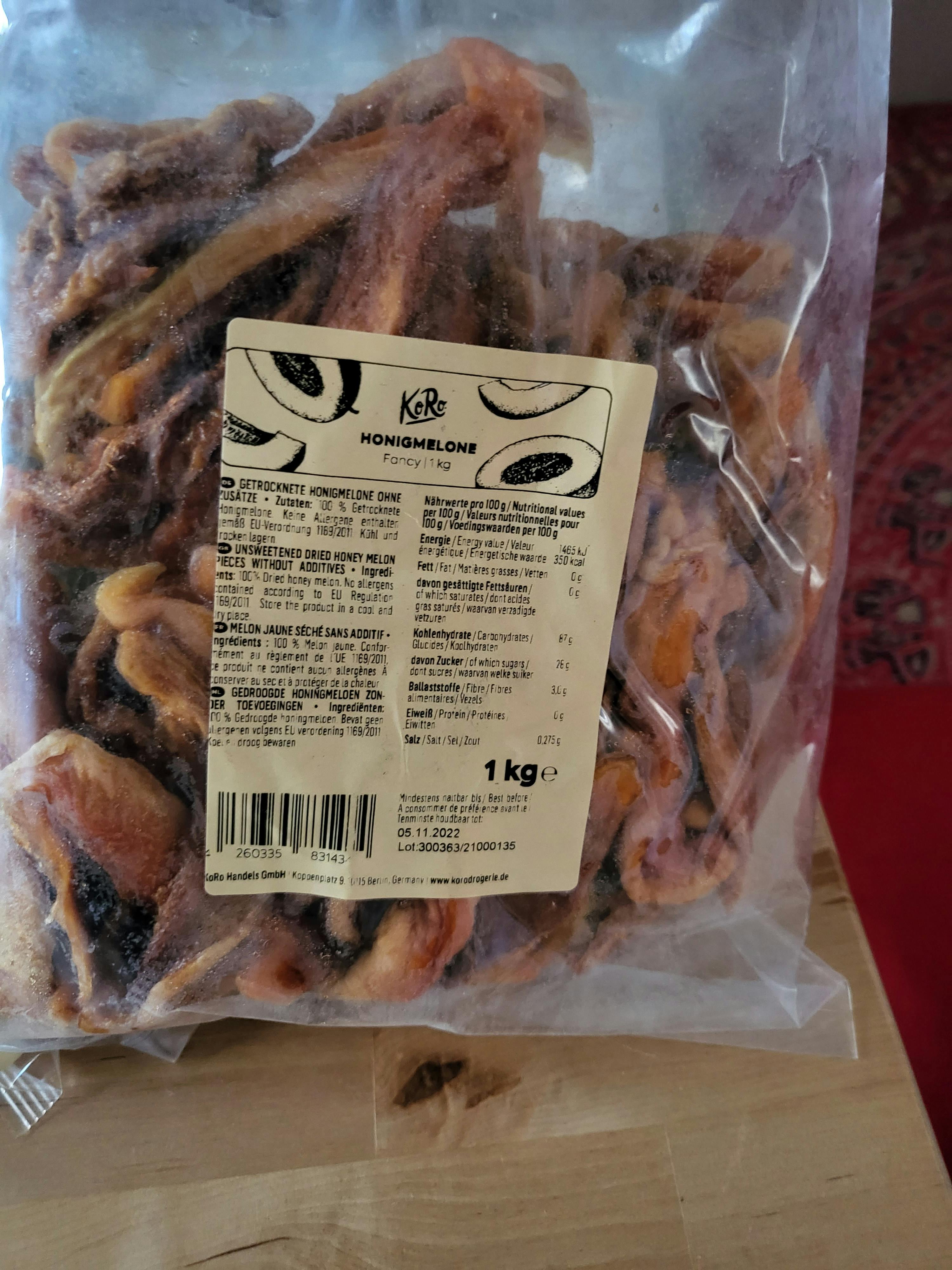 un sac en plastique avec une étiquette sur le dessus qui indique 1kg