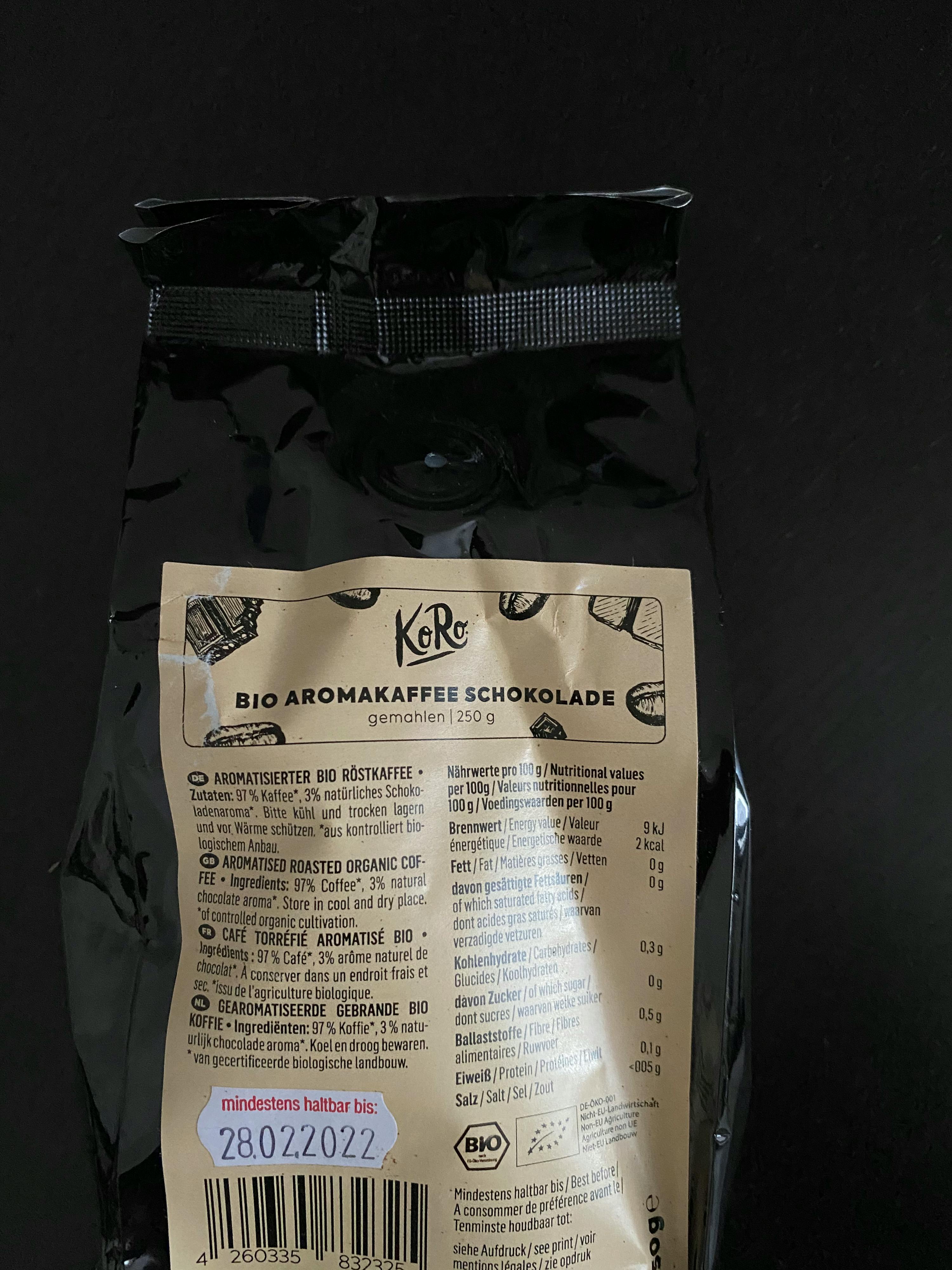 die Rückseite einer verpackten Bio-Kaffee-Schokolade