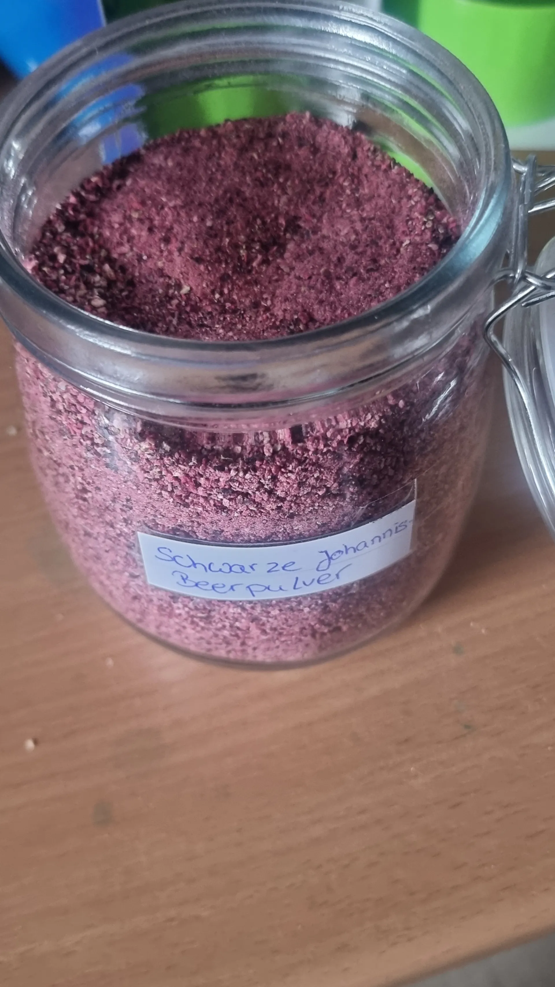 Buy freeze-dried blackcurrant powder | KoRo