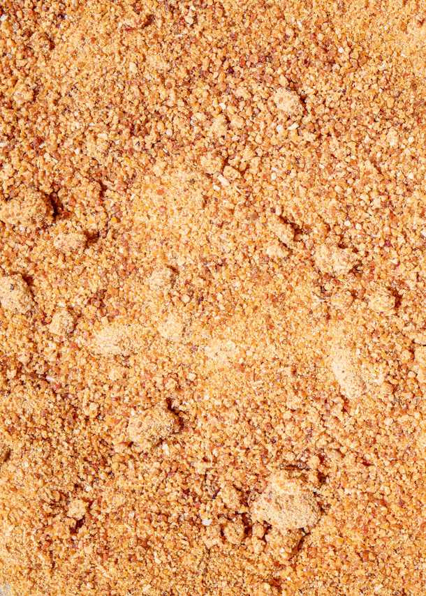 un gros plan d' un mélange de farine et de sucre