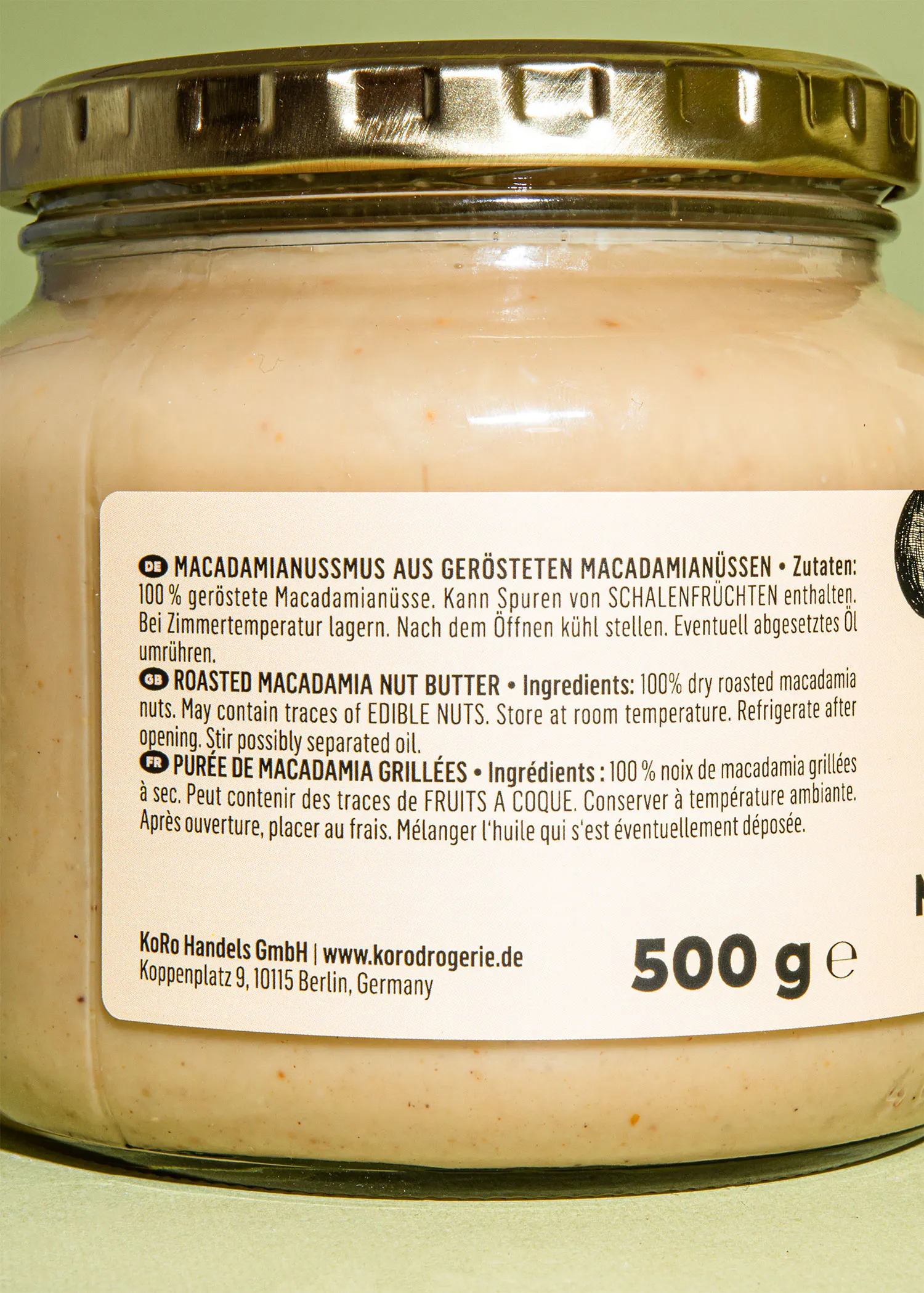 die Rückseite eines Glases mit 500 g macadamianussmus