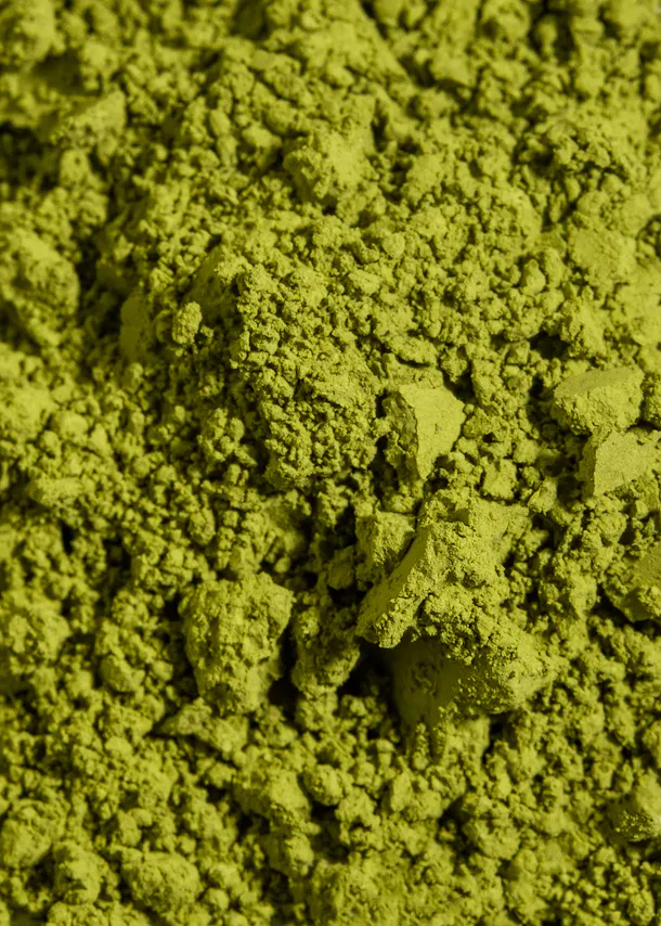 un gros plan d' un tas de terre verte