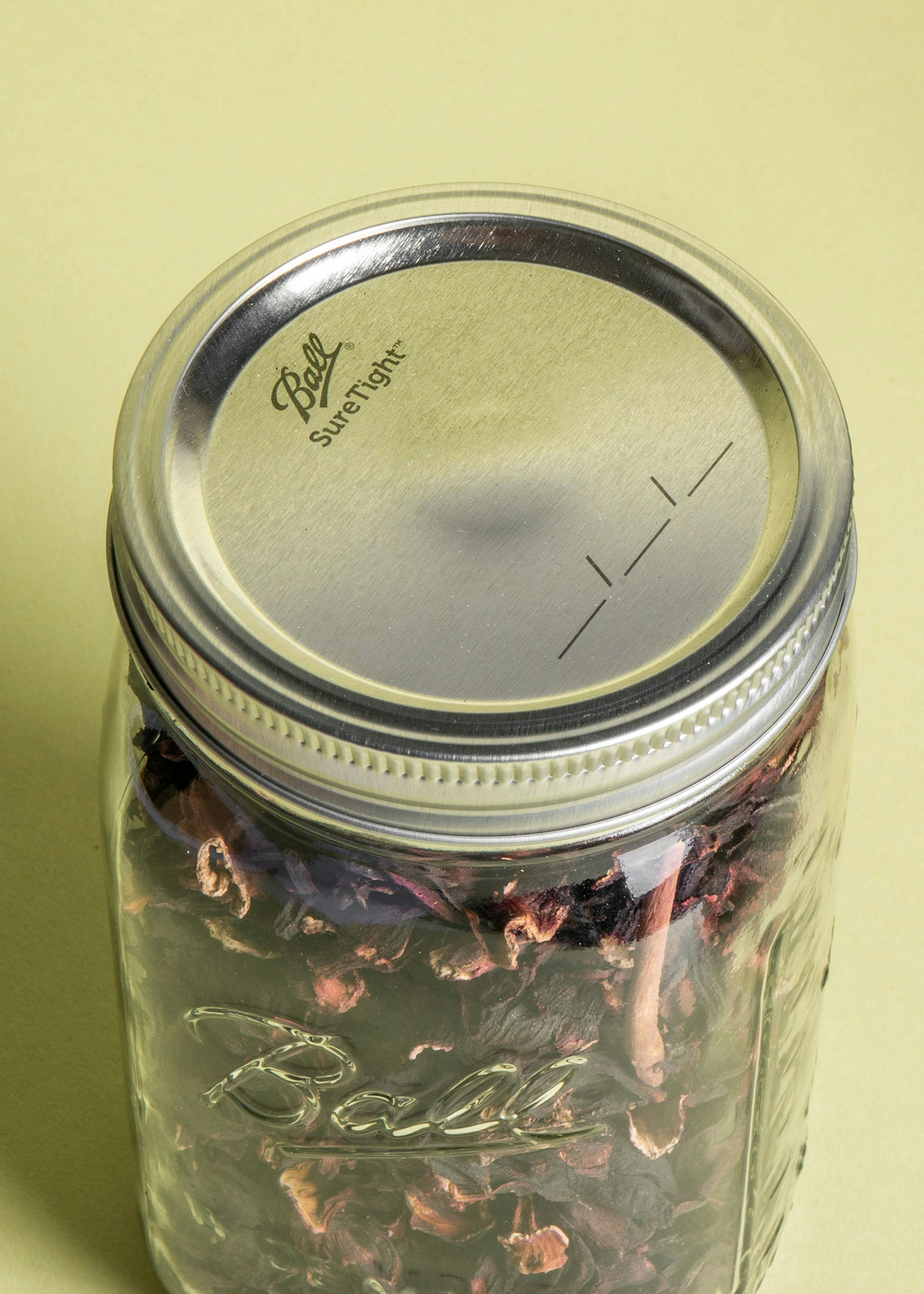 Ball Mason Jar Quart Wide Mouth 32 oz (945 ml) 4-pack - Crema