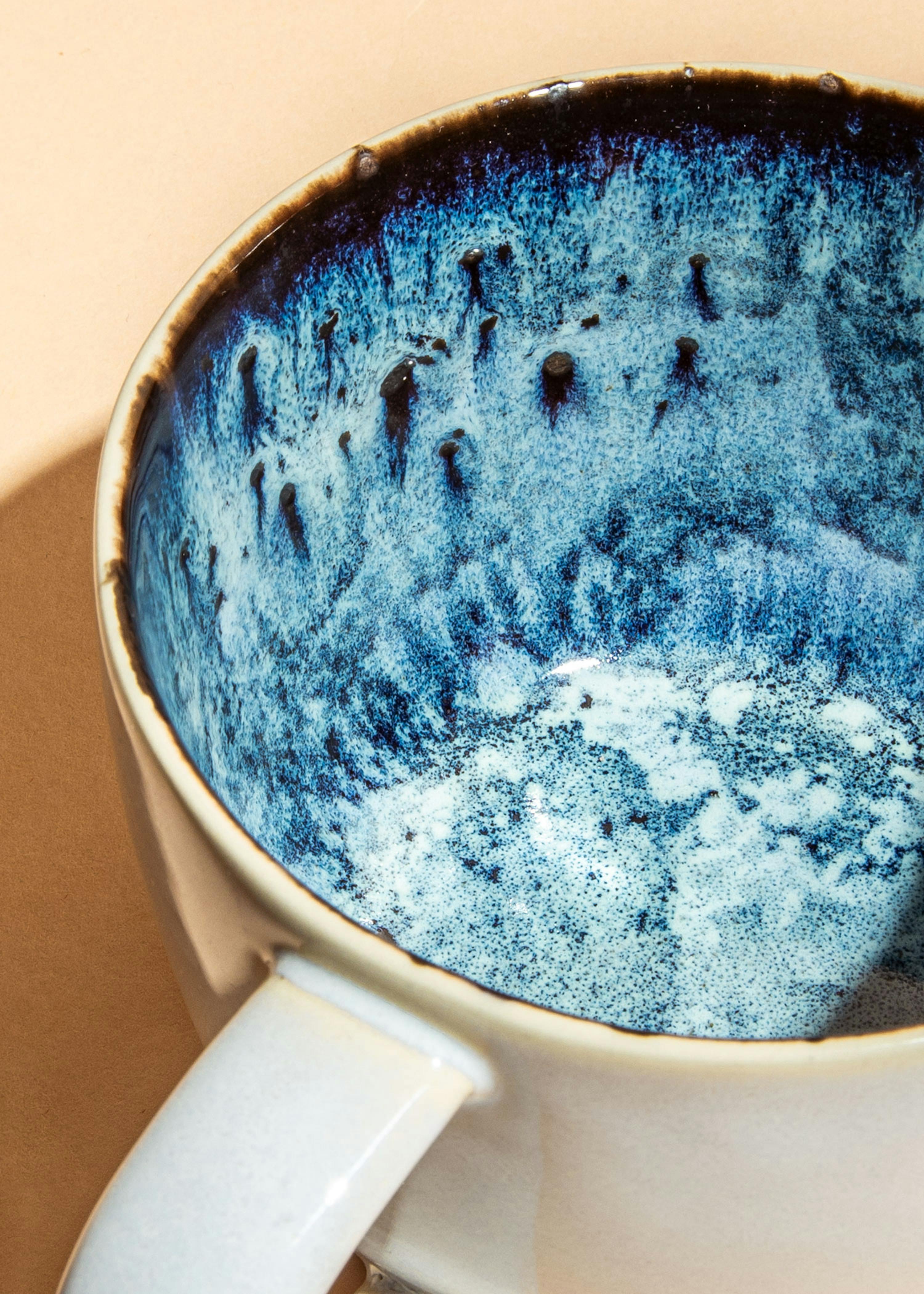 Tazza in ceramica blu scuro- acquista ora!