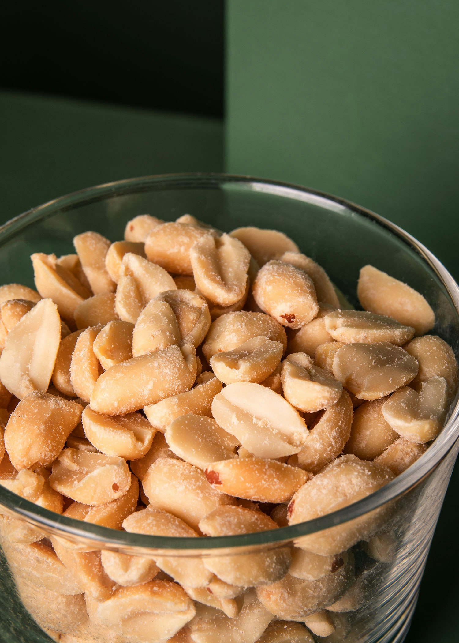 Gesalzene &amp; geröstete Nüsse online kaufen | KoRo