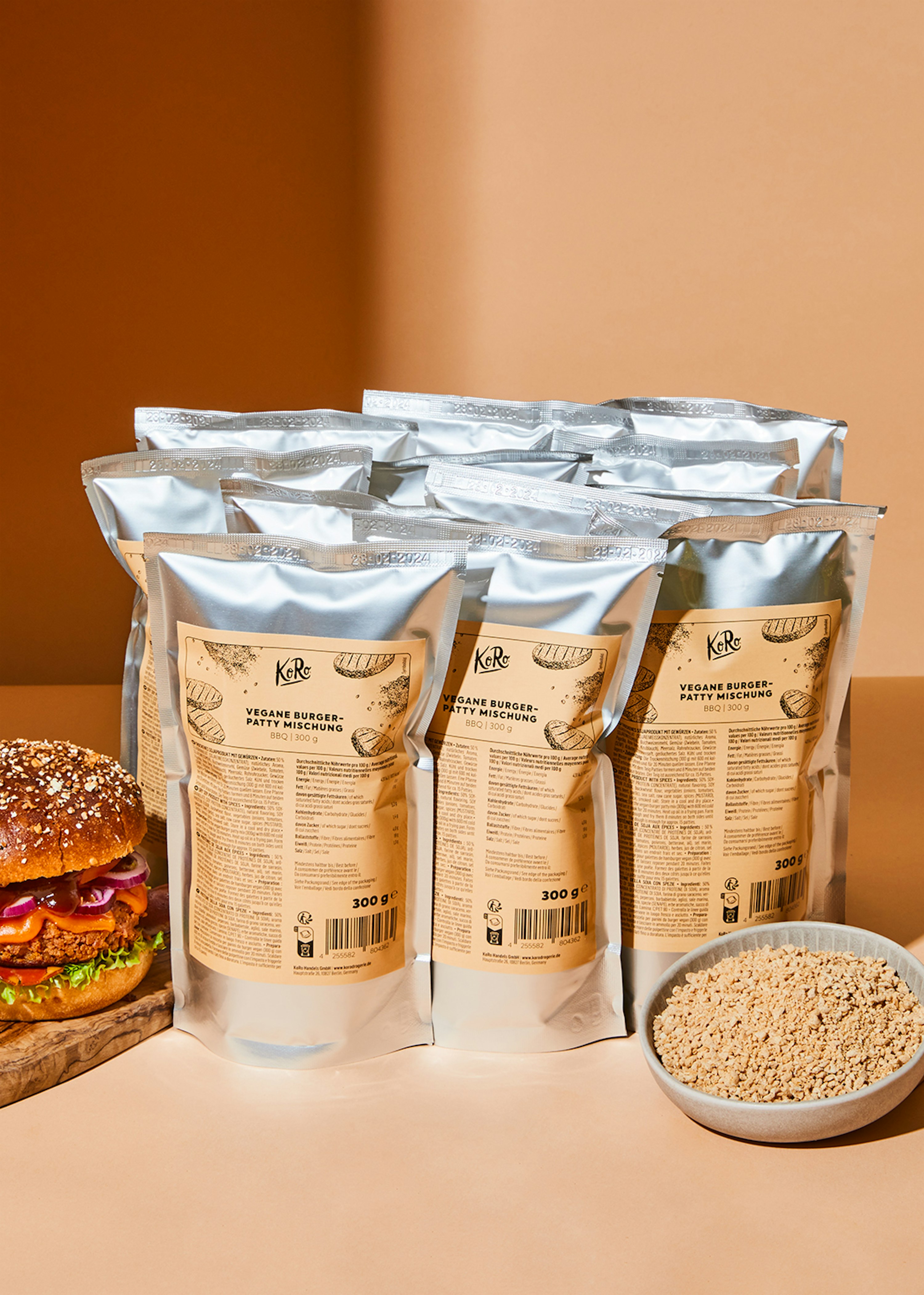 Smoky & plantbased Buy our vegan burger patty mix BBQ style KoRo