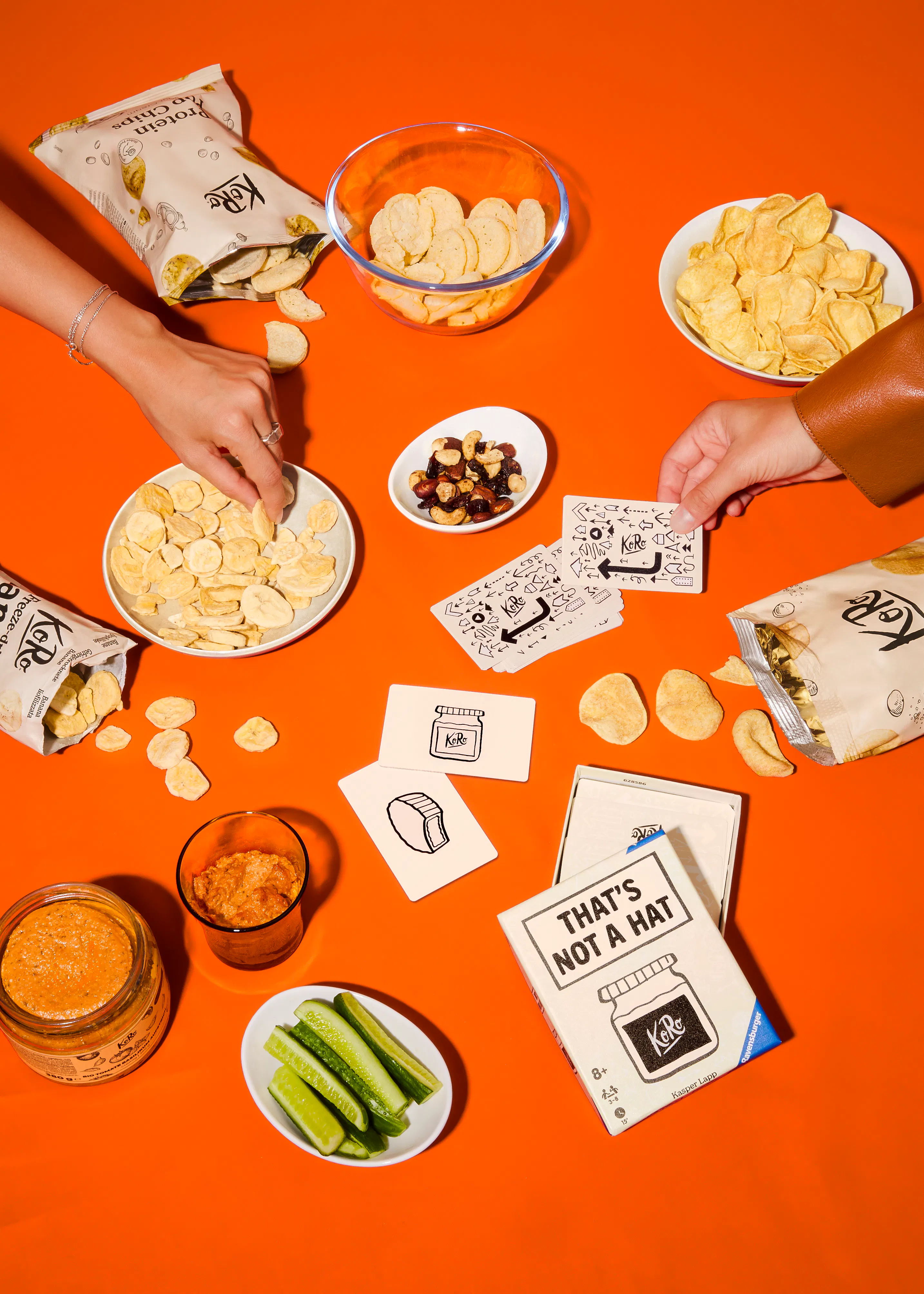 Snack and play box hover