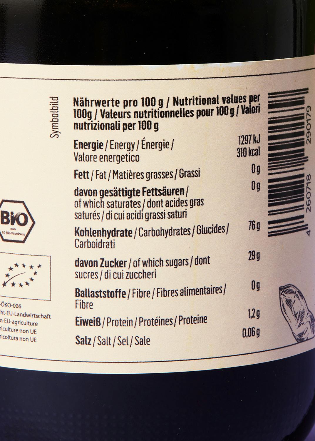 l' arrière d' une bouteille avec des valeurs nutritionnelles