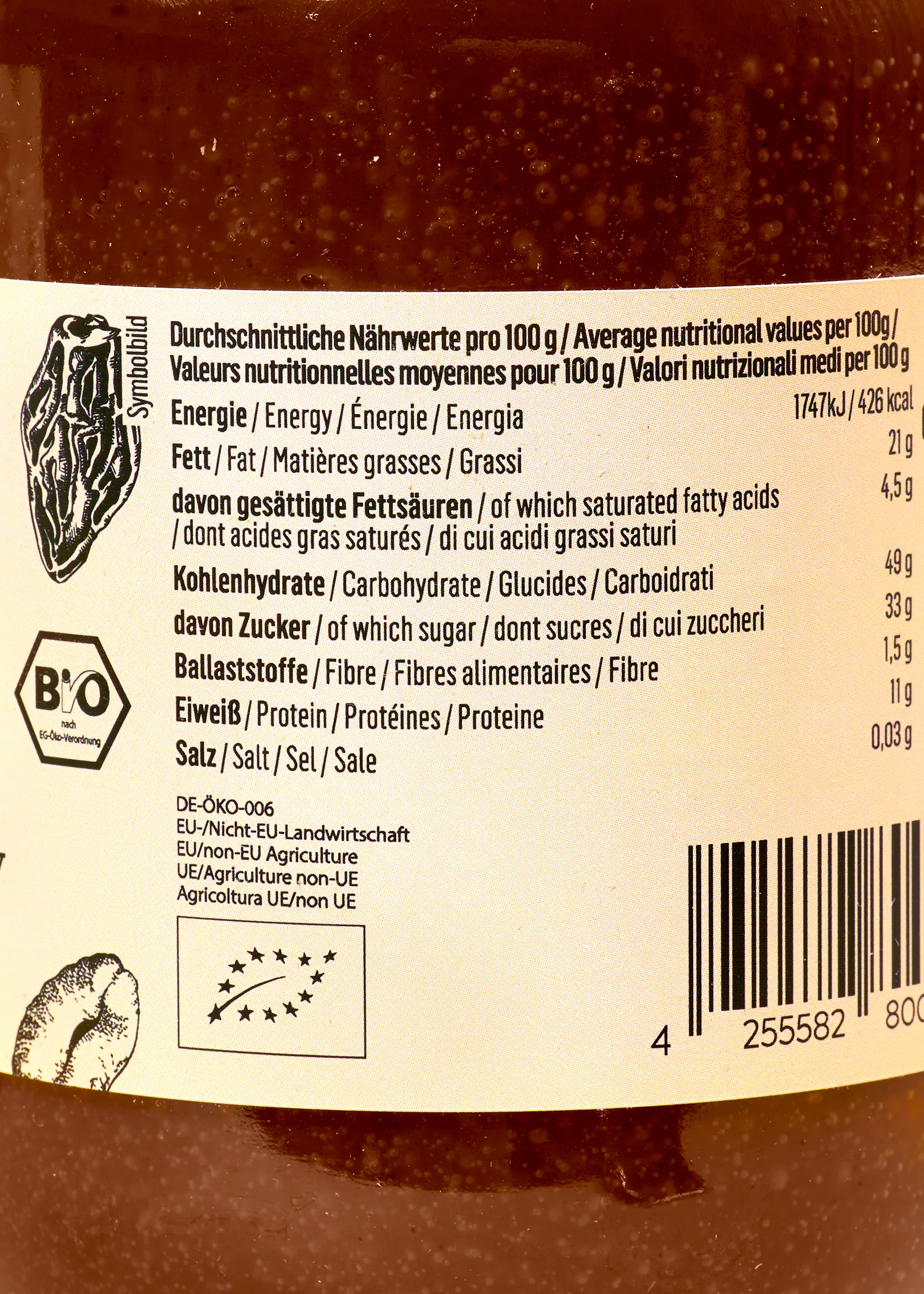 eine Nahaufnahme eines Lebensmitteletiketts mit den Nährwertangaben