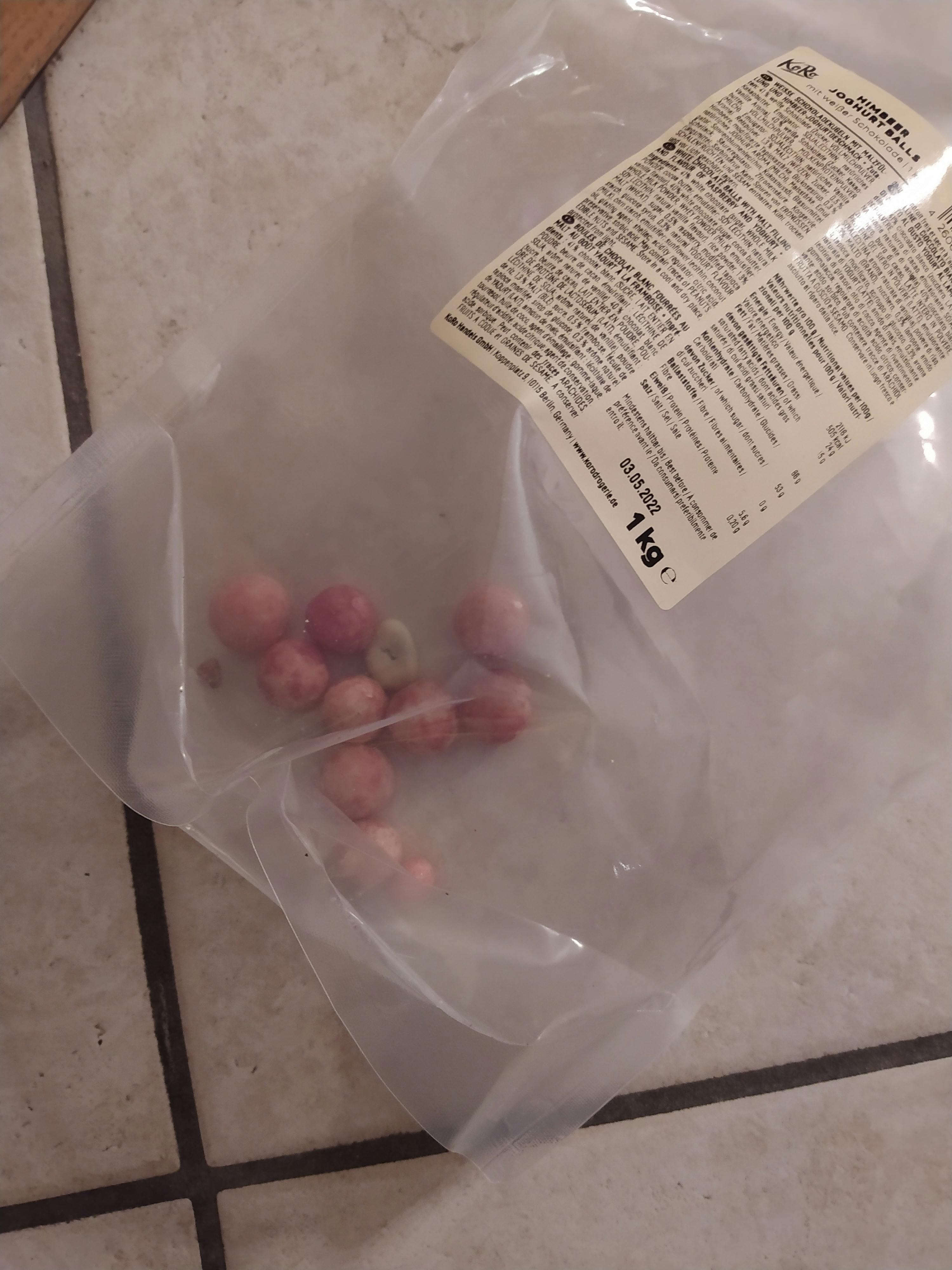 un sacchetto di plastica con un peso di 1 kg