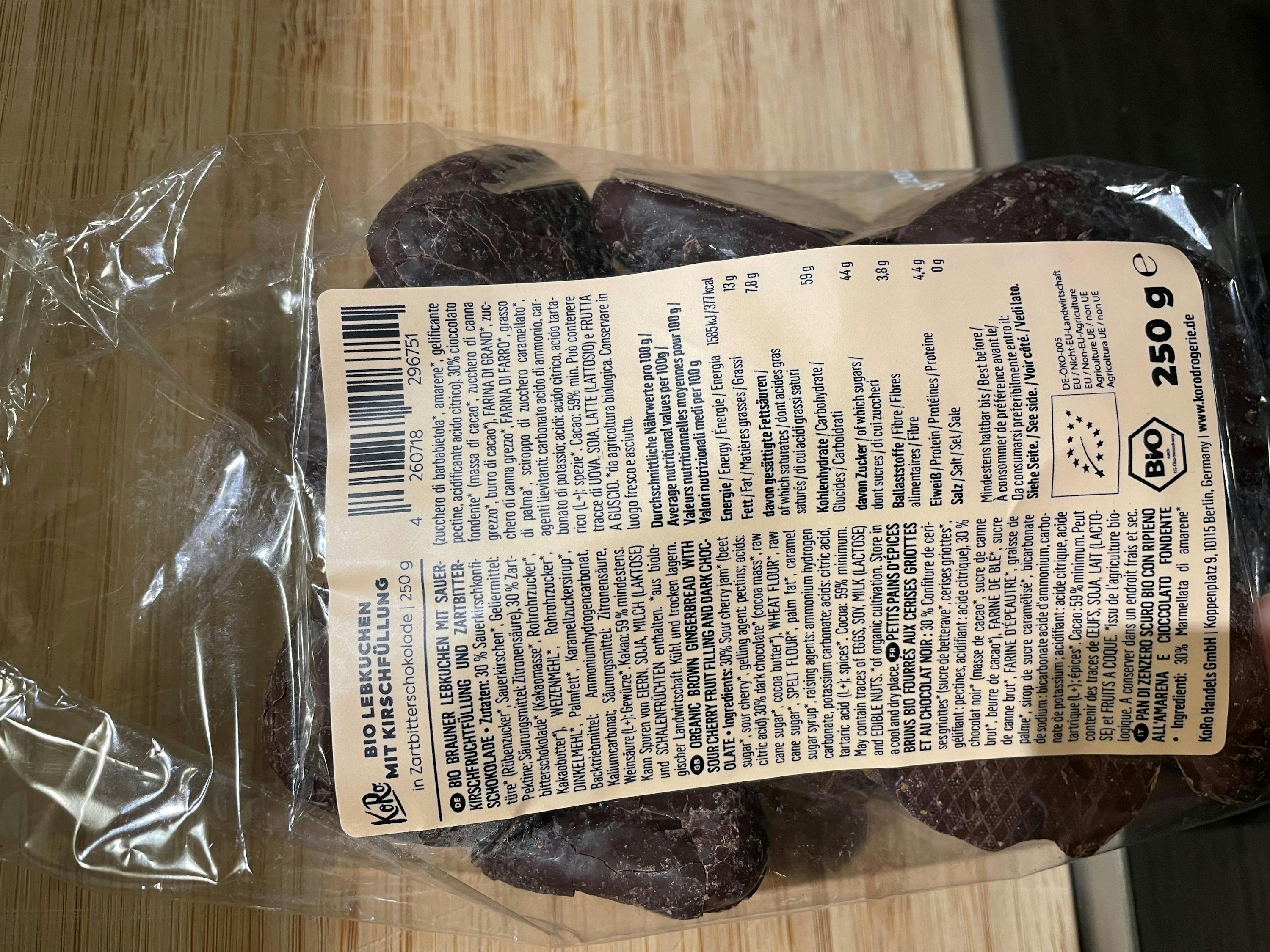 the back of a package of bio lebkuchen is shown